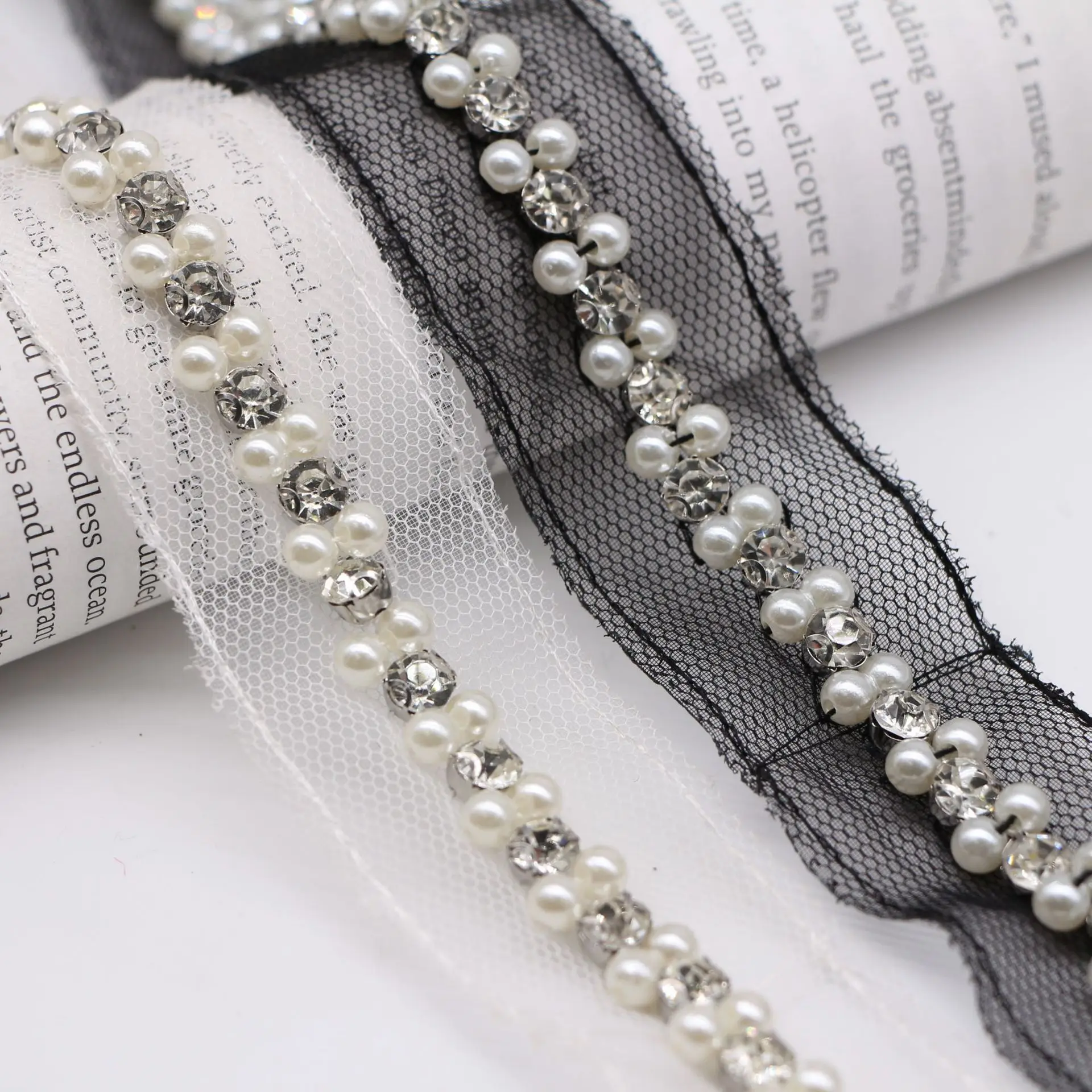 

New Mesh Handmade Nail Bead Lace Trim with Two Rows of Inlaid Diamonds and Pearls DIY Hair Accessories Material Clothing