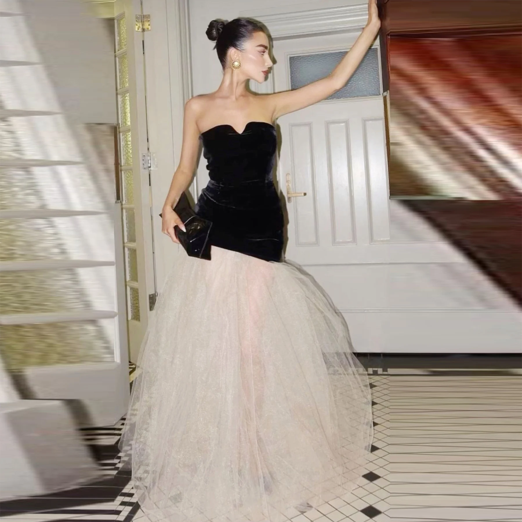 

Платье русалки черного и цвета слоновой кости для выпускного вечера, сексуальное длинное вечернее платье без бретелек из атласа и тюля для девочек, вечернее платье длиной до пола