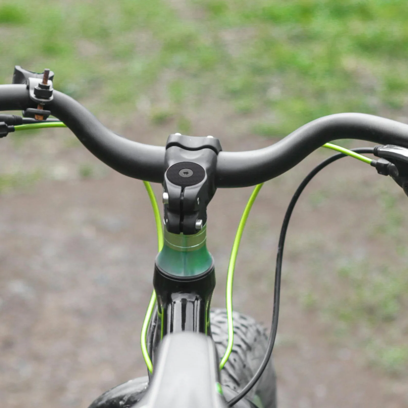 

1Set Carbon Fiber Bicycle Stem Cap Headset Top Covers Waterproof Protective Spacer Bolt for Road Mountain Bikes