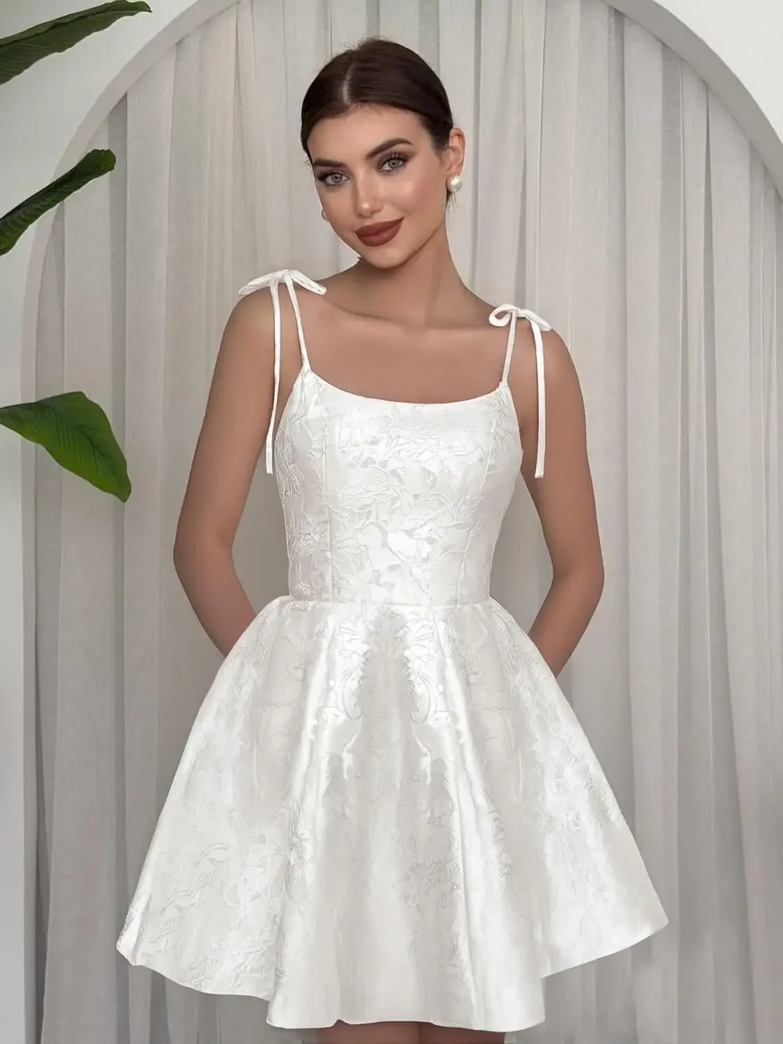 

Satin Homecoming Dresses 2026 Embroidery Short Prom Dress Spaghetti Strap Party Dress with Pockets Mini Cocktail Gowns Gown