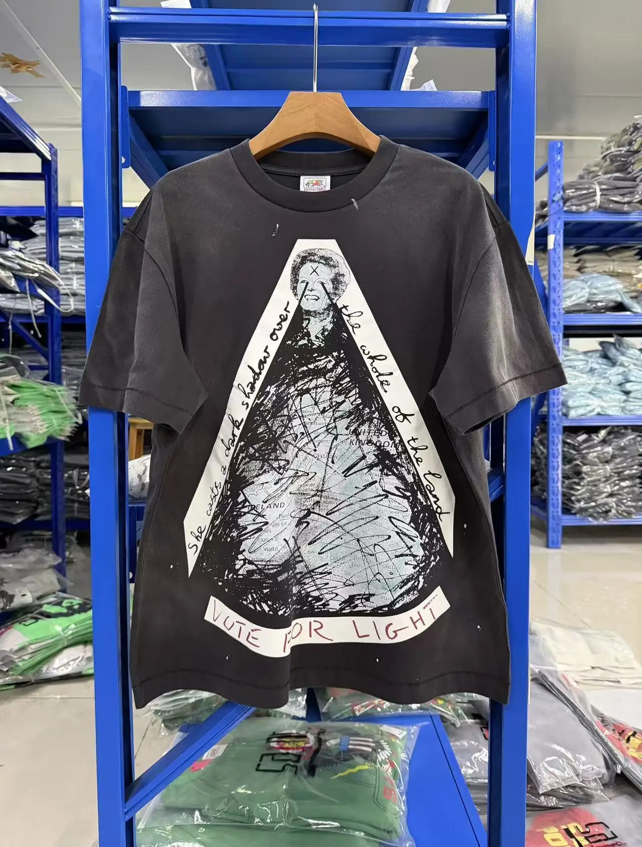 Camiseta de Manga Corta con Cuello Redondo Grande SAINT Mx6 X Jamie Reid Co Branded, Lavada y Usada, para Hombre