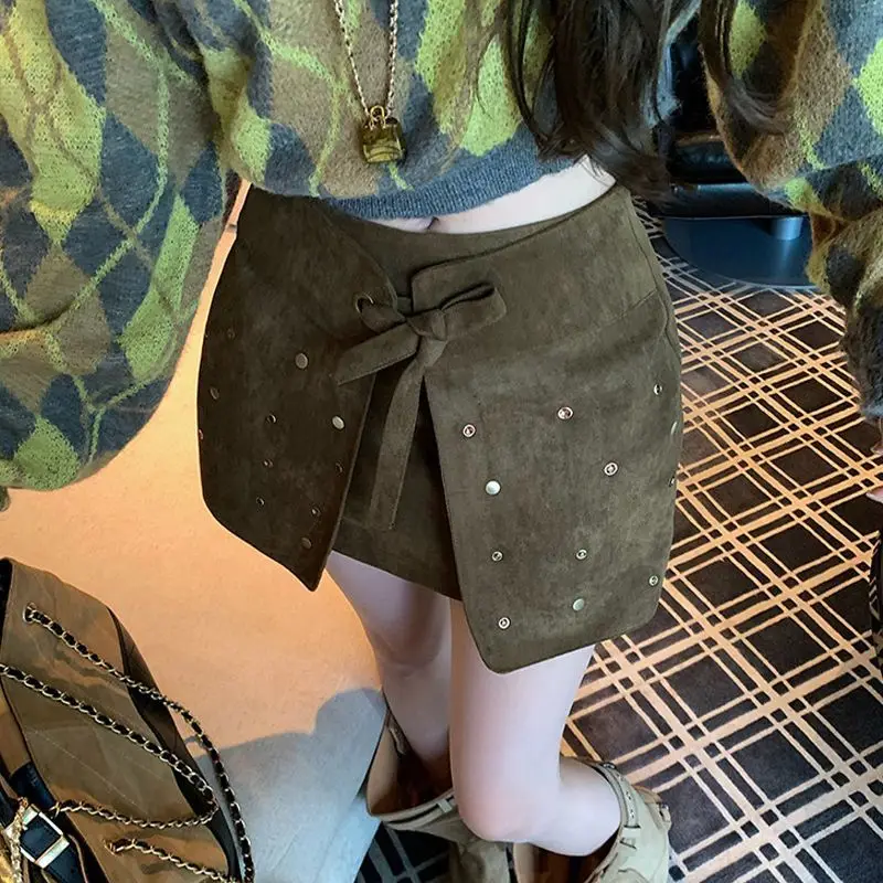 

Korean Version of Heavy Industry Nail Buckle A Word Short Skirt Women's Retro Versatile High Waist Skirt