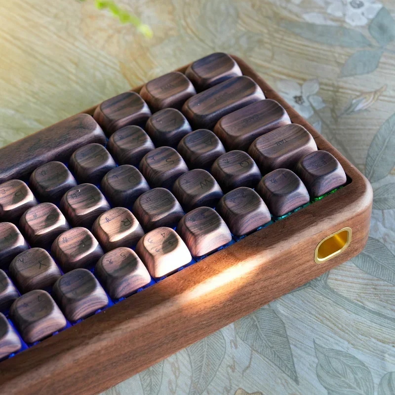 Imagem -03 - Custom Walnut Madeira Teclado Mecânico 64 Key Gh60 Perfil Moa Pbt Textura Keycaps Walnut Madeira Shell Modo Pgb