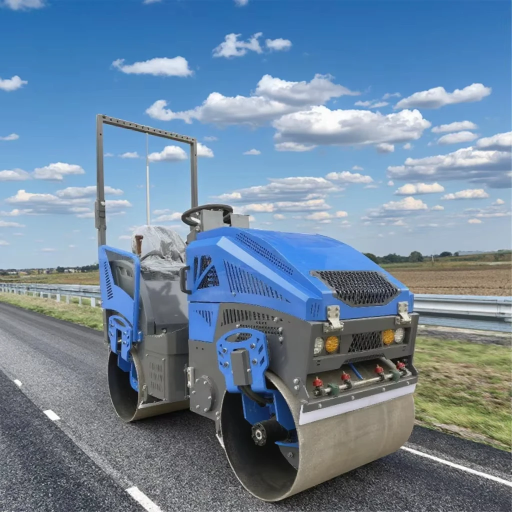 CE Euro 5 KUBOTA  New Condition Hydraulic Vibratory Roller Compactor 0.5 KG 4 Ton Tandem Asphalt Road Roller