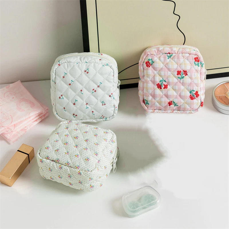 2024 Cute Korean Sanitary Napkin Storage Bags Girls Cartoon Physiological Period Tampon Organiser Bag Mini Bag Coin purse