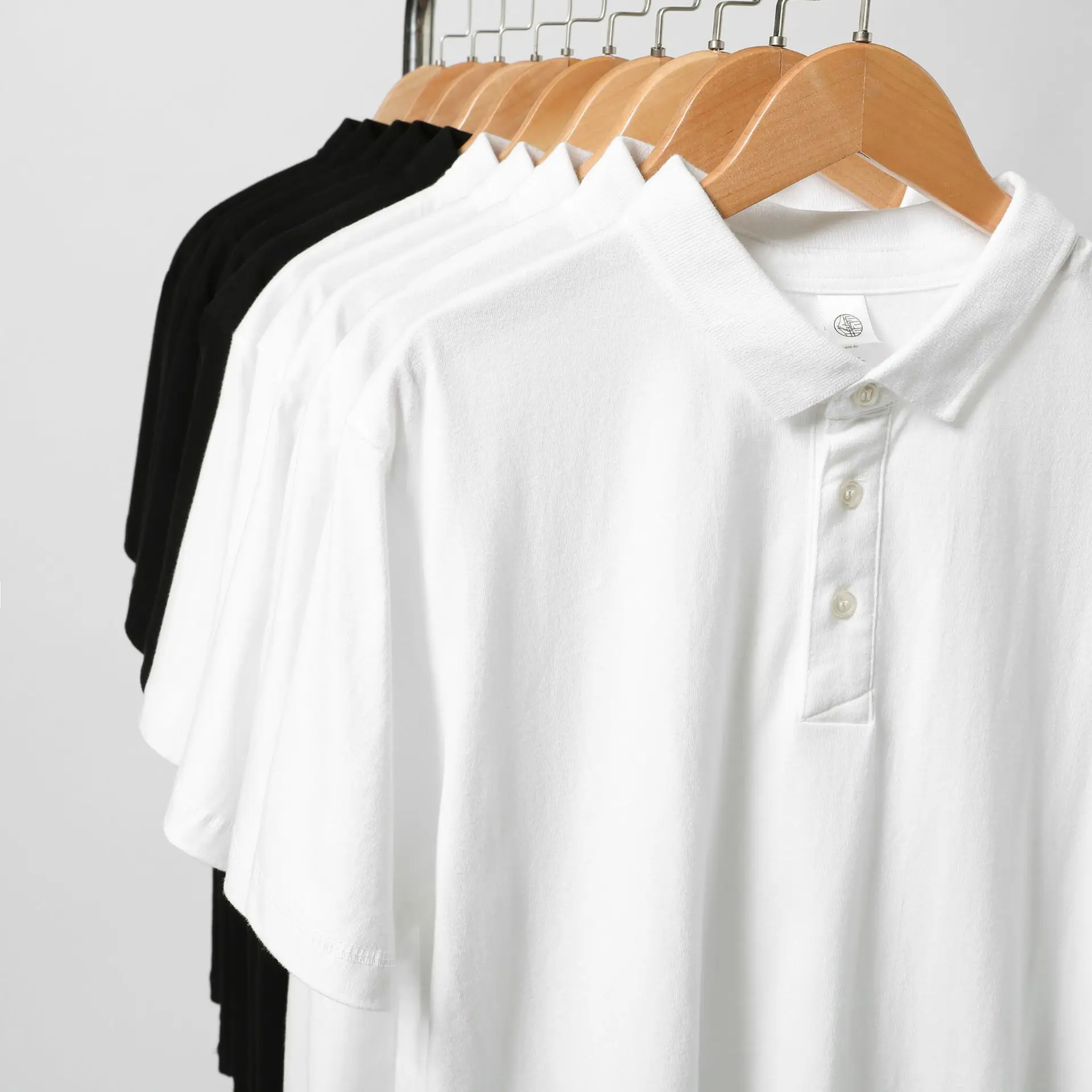 

Мужские рубашки с воротником-поло, однотонные рубашки с короткими рукавами, пуловеры, повседневная рубашка, свободные пуговицы, лето 2025, новые спортивные дышащие