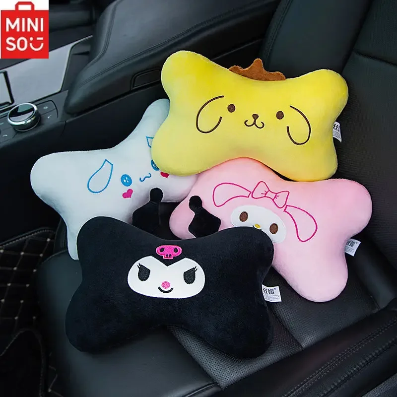 

MINISO Sanrio Melody Kuromi Car Plush Headrest Cartoon Cinnamon Dog Pudding Neck Pillow Ladies Car Interior Decoration Ornaments