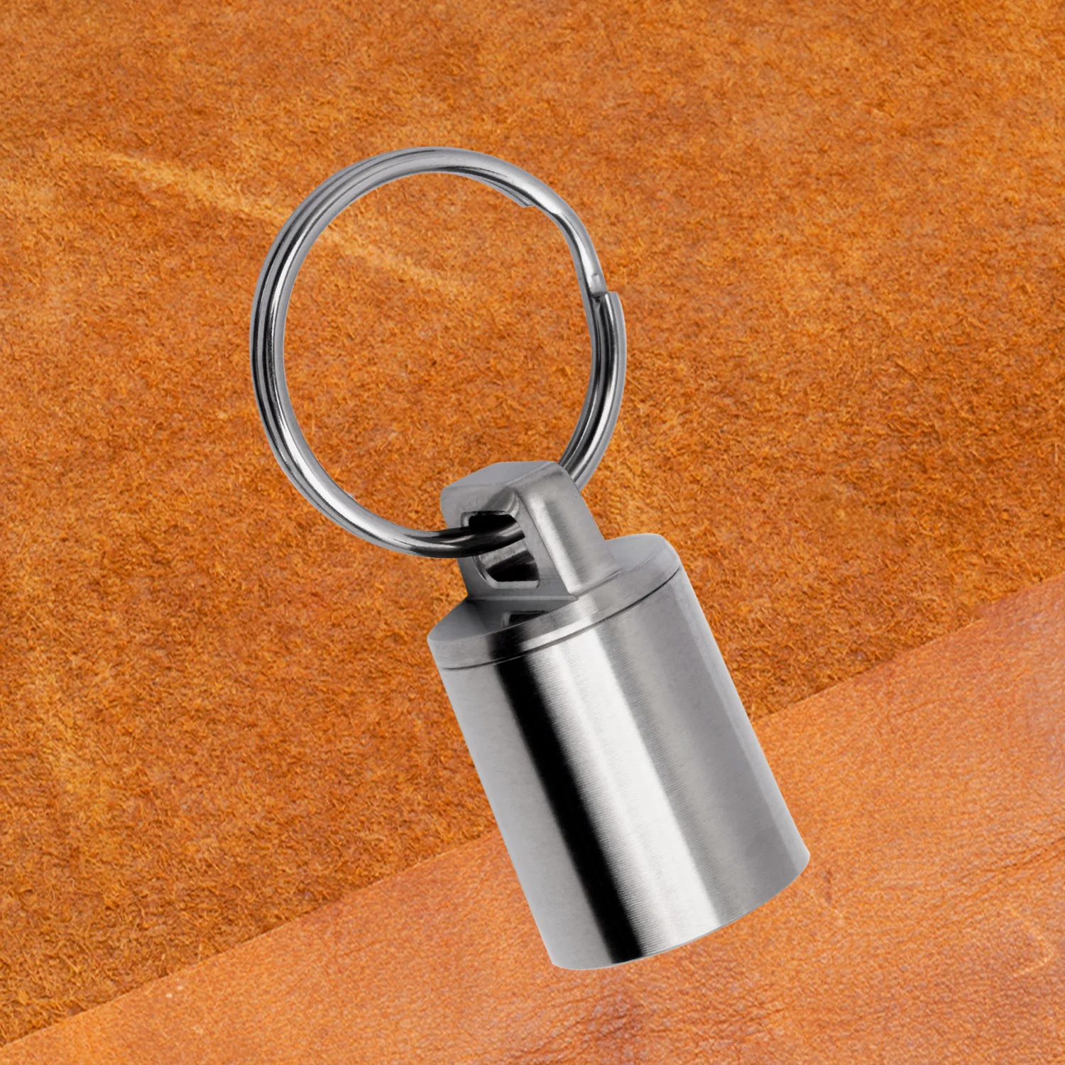 TIGLE Mini Titan Flasche Multifunktionale Aufbewahrungsbox Outdoor Schlüsselanhänger Anhänger Werkzeug EDC Mit Edelstahl Schlüsselanhänger