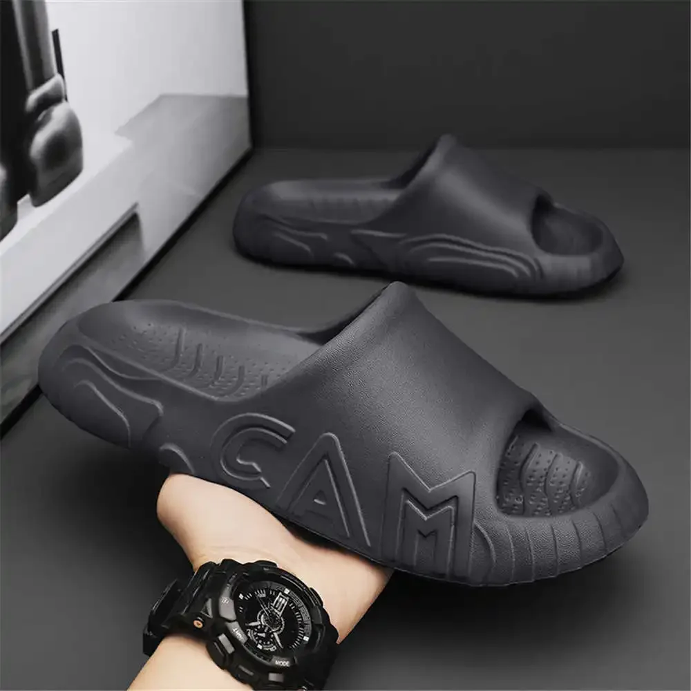 With Strap Super Lightweight Shoose For Man Indoor Home Slippers Shoes Summer Beach Sandals Sneakers Sports Athlete Sapatos