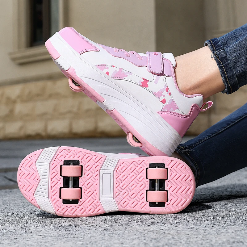 

Children's Skateboard Shoes 2-in-1 Walking Rolling Comfortable Wear-resistant Roller Skates Fashion Pulley Shoes Sports Shoes