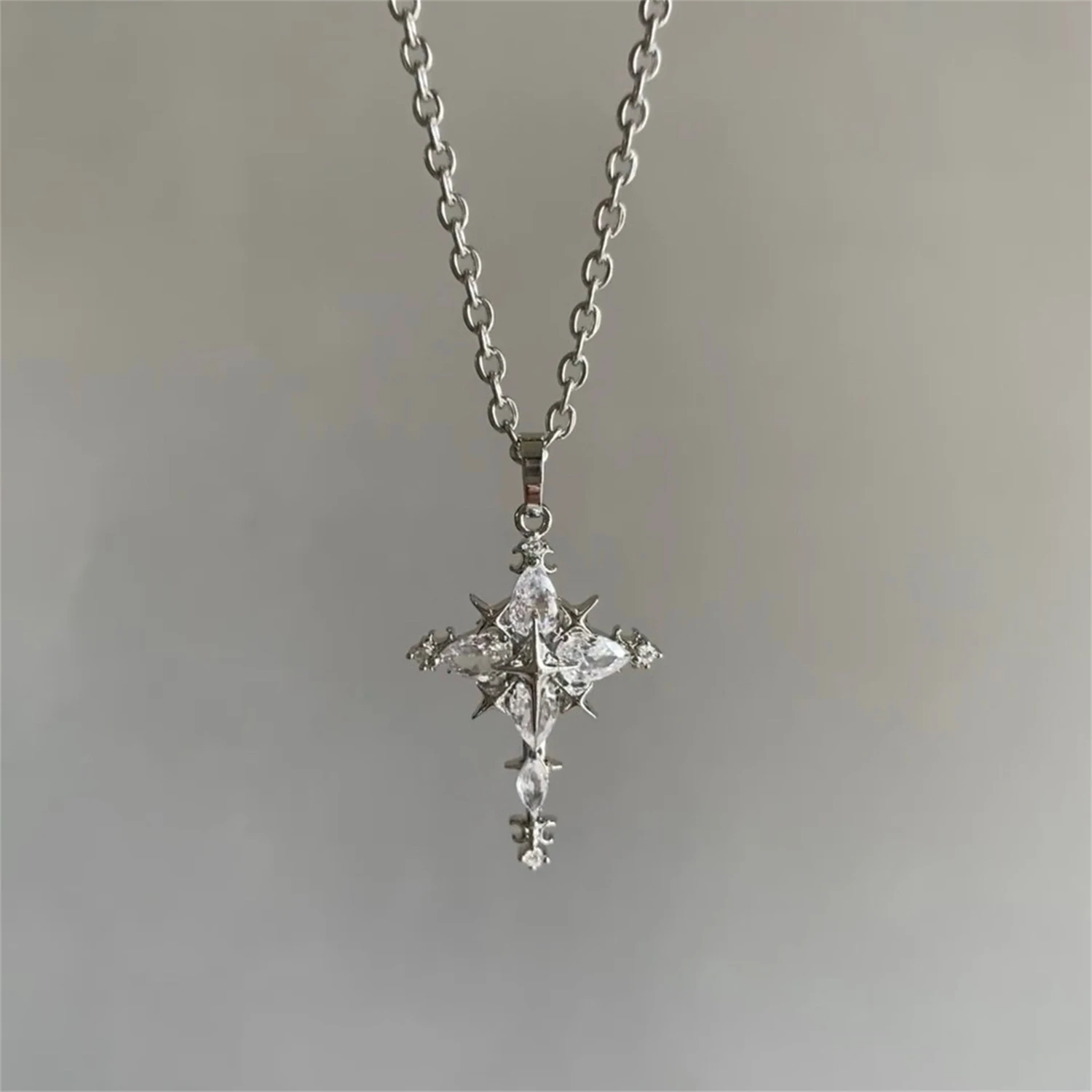 

WAKA Women's Sparkly Cross Pendant Necklace Gothic Trendy Statement Unique Edgy for Party Daily Fashion Jewelry