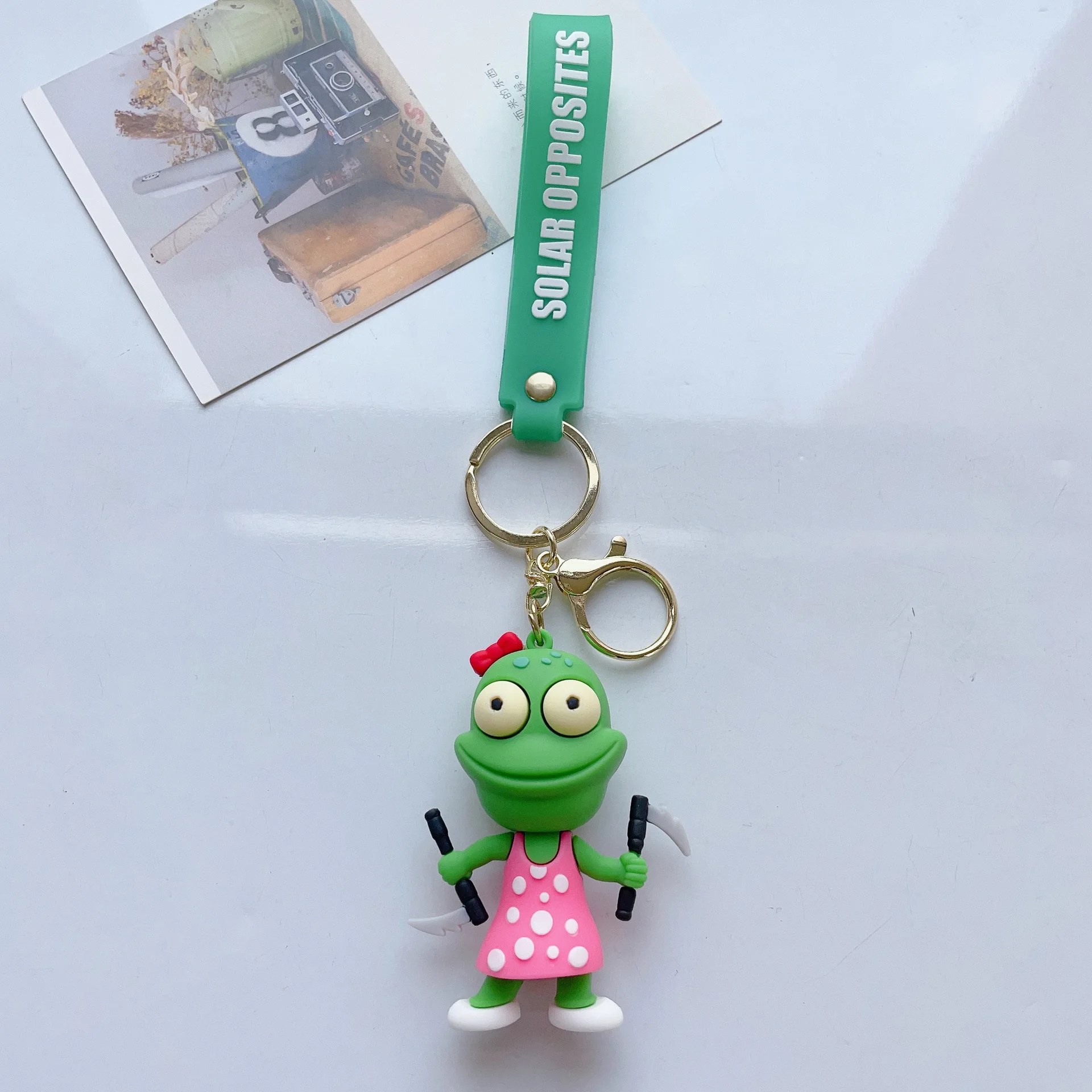 Cartoon animation Solar Opposites keychain cute Alvin Simon Theodore key chain bag accessories wholesale