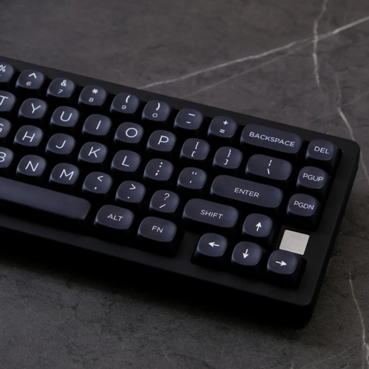 Imagem -05 - Minimalista Black Dye Sublimação Keycap Grupo Material Pbt Perfil Moa Switches mx Gaming Teclado Mecânico 129 Chaves