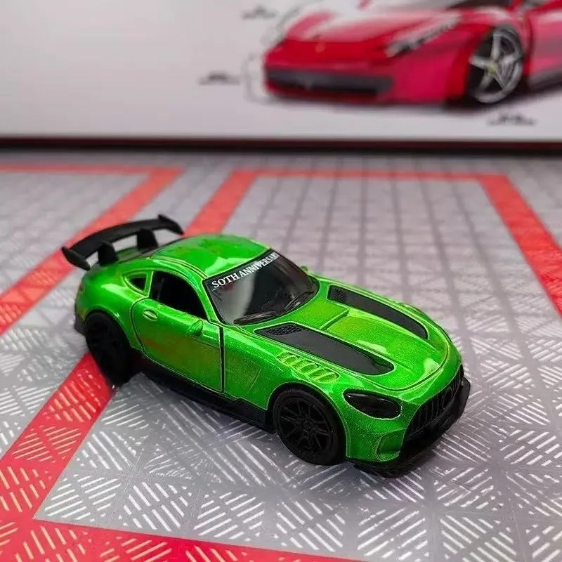 لعبة سيارة للأولاد مصنوعة من خليط معدني، لعبة سيارة رياضية واقعية للسباق، وظيفة التراجع للأطفال