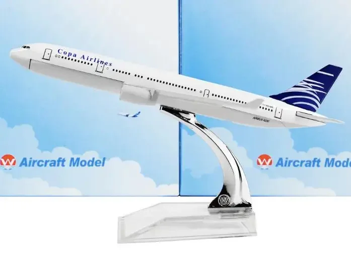 

1:400 plane model A330 Panama Airlines aircraft Metal simulation airplane model for kid toys Christmas gift