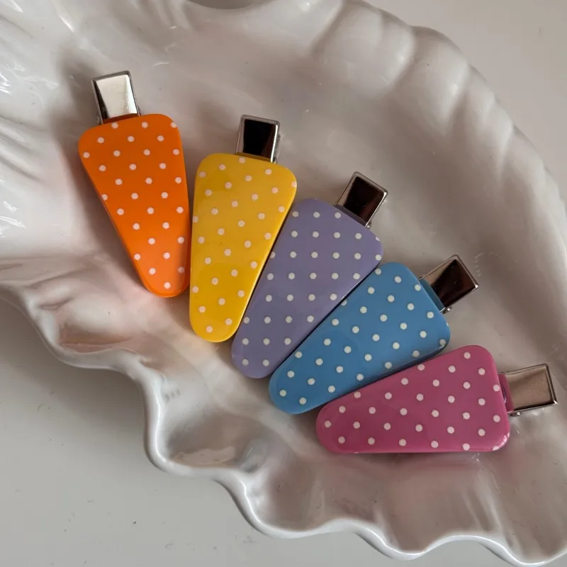 Candy color polka dot triangle hair clip for women forehead broken hair side duckbill clip bangs clip new arrival