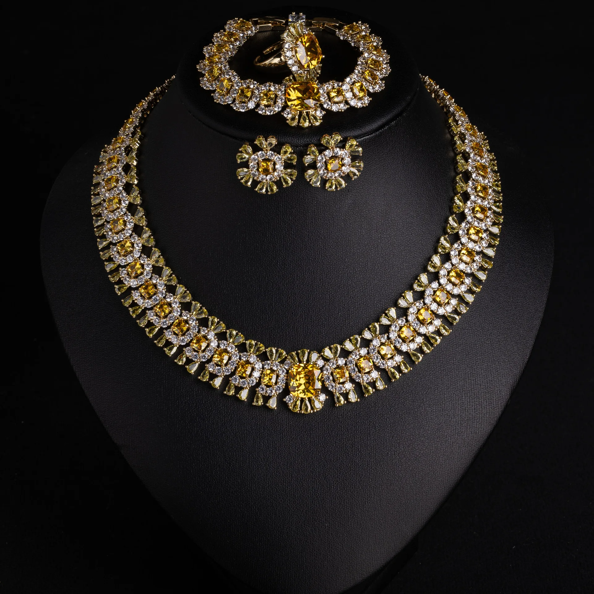 Popular Heartbeat Daily Premium Light Luxury Yellow 4-Piece Necklace Earrings Bracelet and Ring Women's Wedding Travel M-1080
