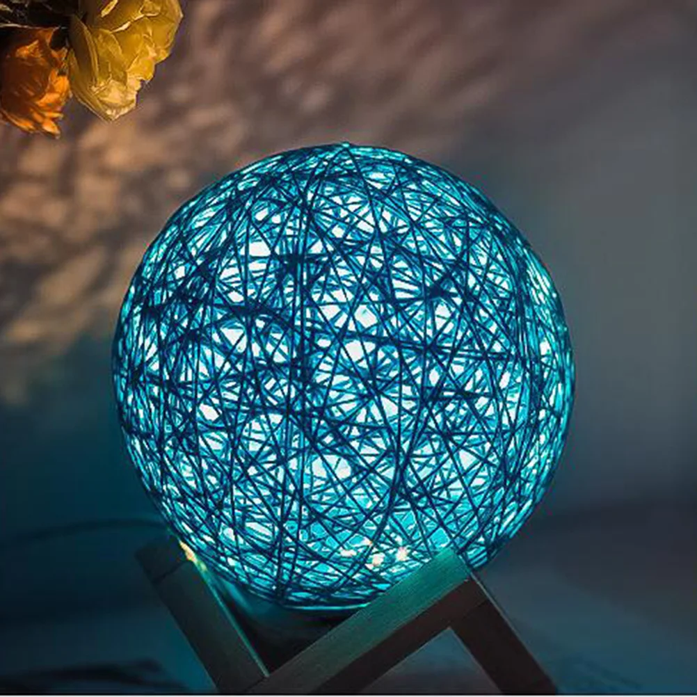 

Romantic Star Creative Projection Night Light Wooden Frame Table Lamp USB Power Supply Bedroom Ball Small Rattan Modern Design