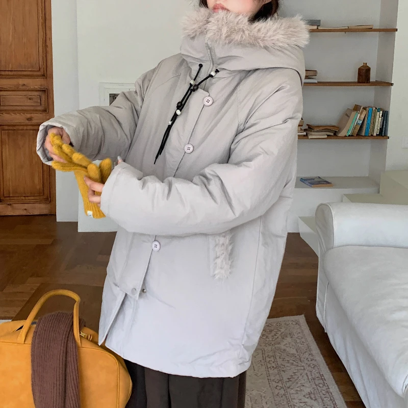 เสื้อแจ็คเก็ตพาร์กาสำหรับผู้หญิง รุ่นหนา อุ่น บุผ้าฝ้าย มีฮู้ด แต่งขนเฟอร์ที่ปกเสื้อ รุ่น C187