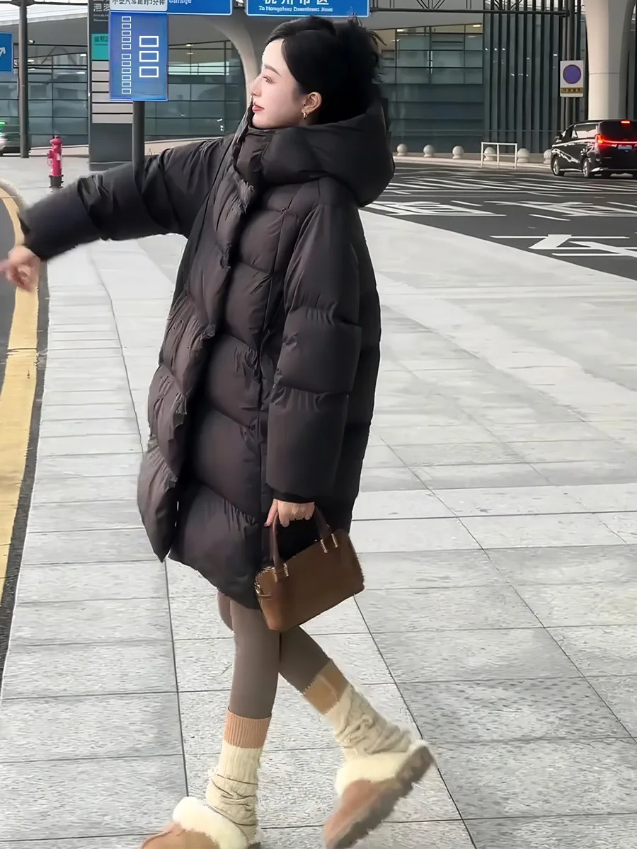 

Женская удлиненная пуховая куртка с капюшоном, утепленная, свободного кроя, с наполнителем из 90% белого утиного пуха, повседневная верхняя одежда