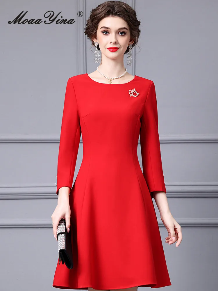 

Gedivoen Autumn Fashion Designer Red Vintage Dress Women's O Neck Three-quarter Sleeve Brooch High Waist Slim A-LINE Mini Dress
