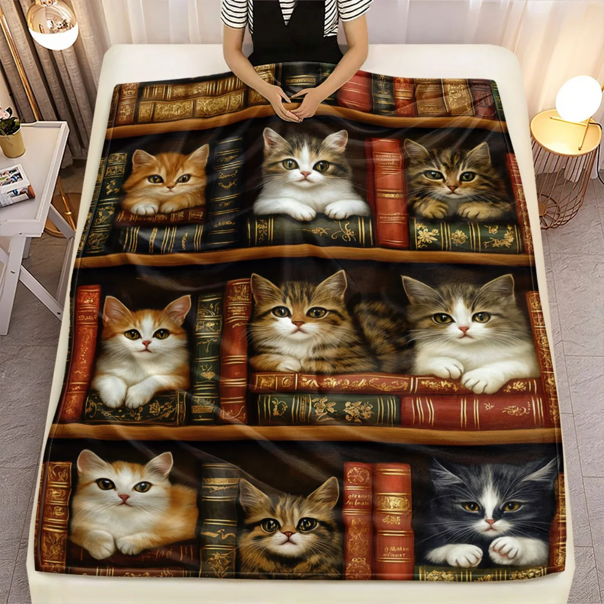 

Флисовое одеяло с рисунком книжной полки для кошек, очаровательное одеяло с котенком, винтажная тема библиотеки, фланелевое одеяло, уютные мягкие любители и читатели кошек