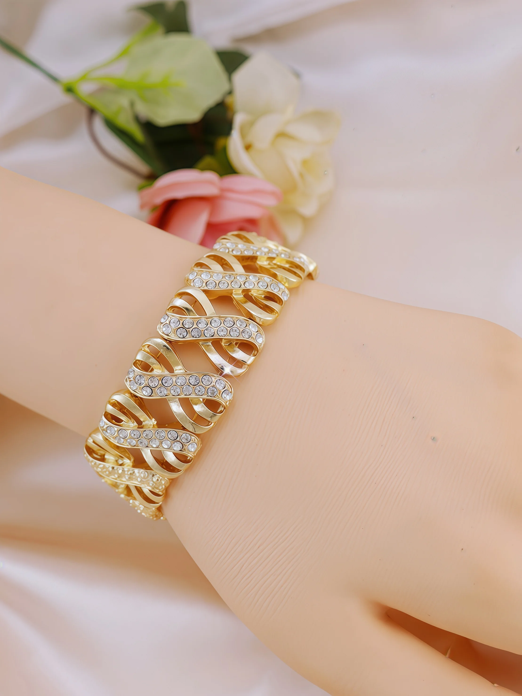 Thumbnail 3 - #7 Ranked Matching Earring Sets Picks in 2026