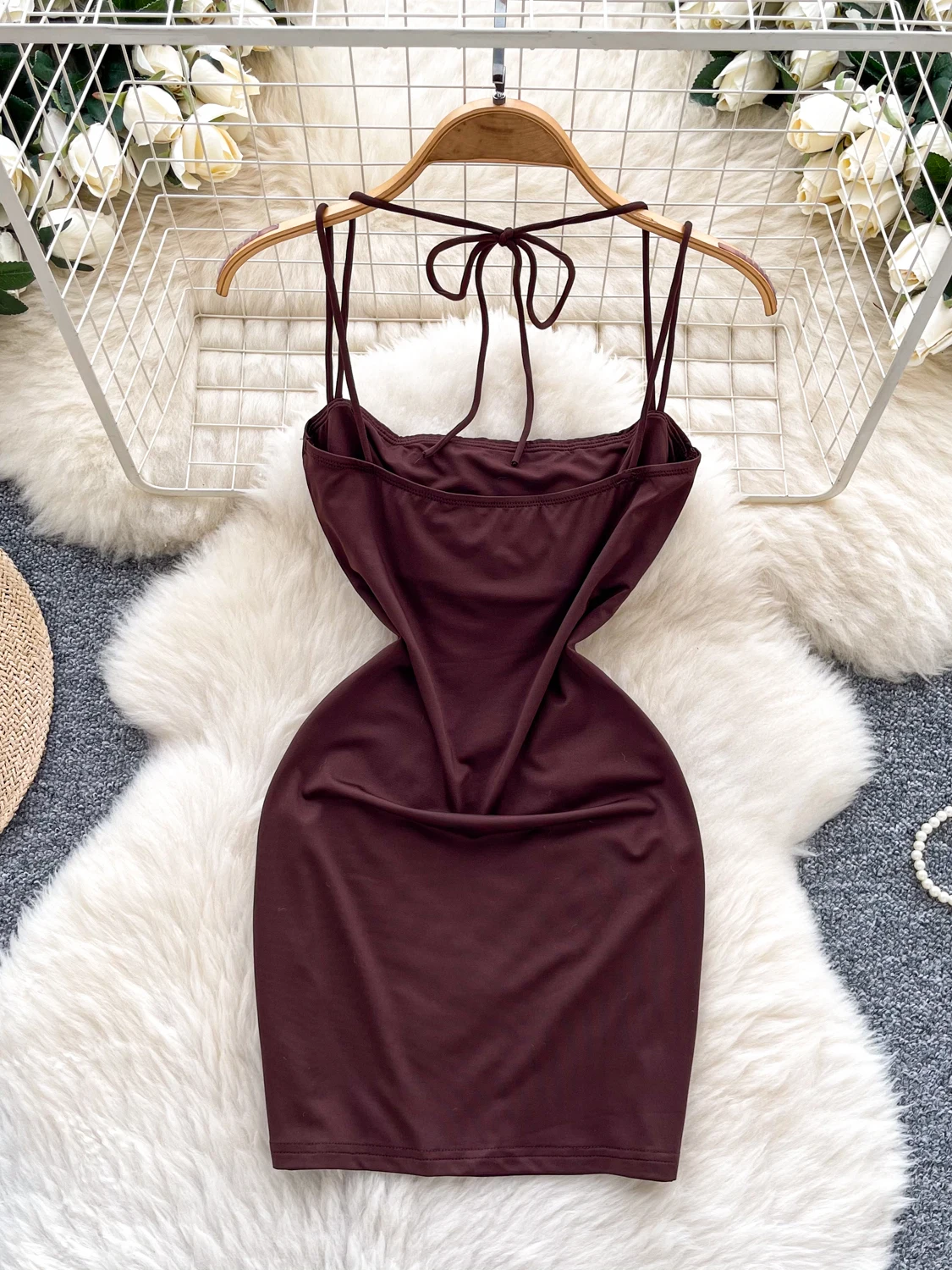 فستان بحزام على طراز الدوبامين للنساء صيفي جديد بحزام للتخسيس تنورة قصيرة أنيقة عالية الخصر على شكل حرف a على الطراز الكوري