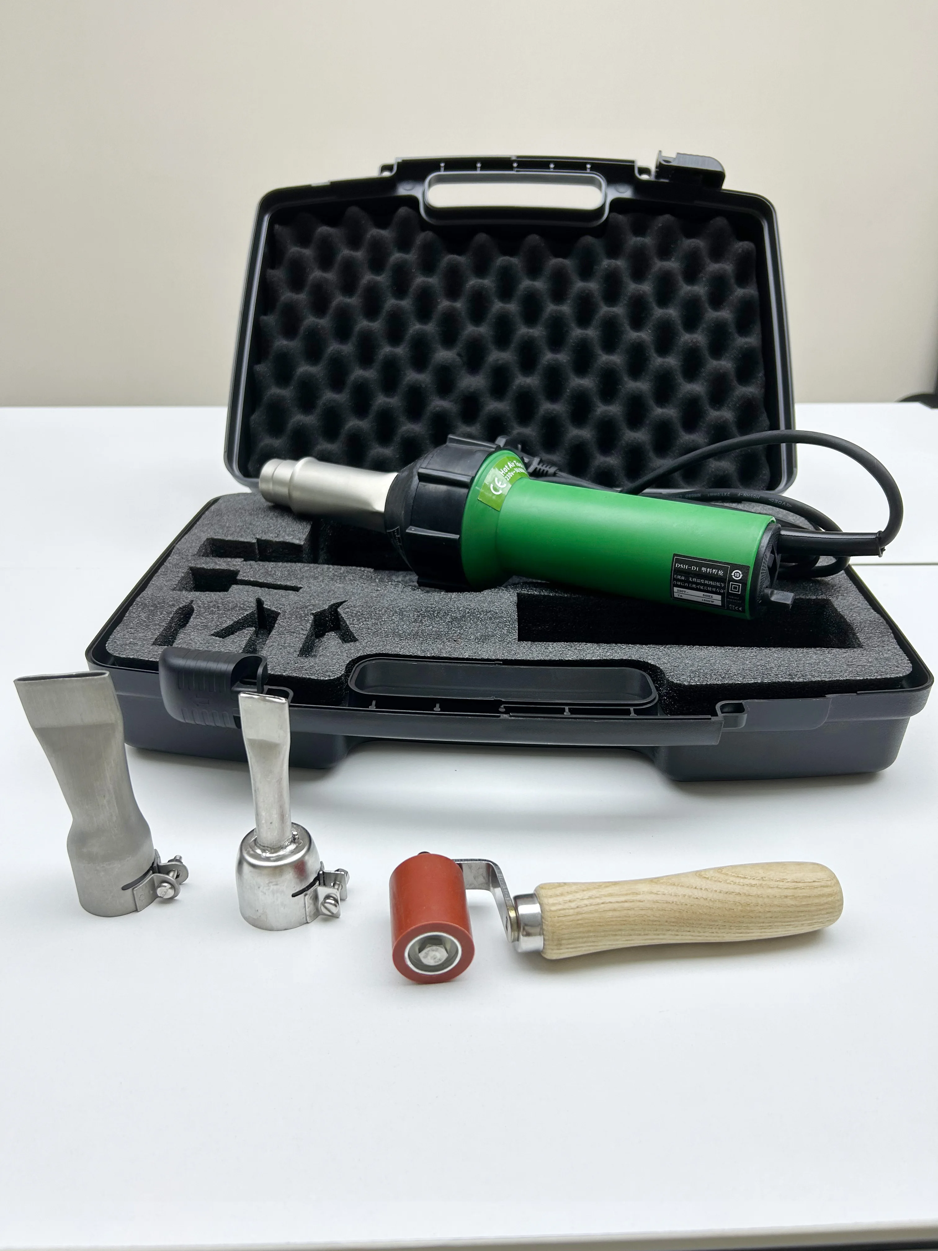 New Arrival 1600W Manual Plastic Welding Gun Hot Air Heat Gun Welder for PVC Vinyl Floor, PP, PE Plastic Repair