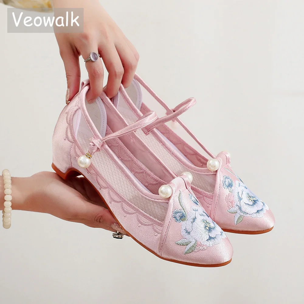 

Veowalk/летние дышащие женские туфли из марлевой сетки с вышивкой на высоком каблуке 3 см, удобные элегантные женские танцевальные туфли с мягким острым носком