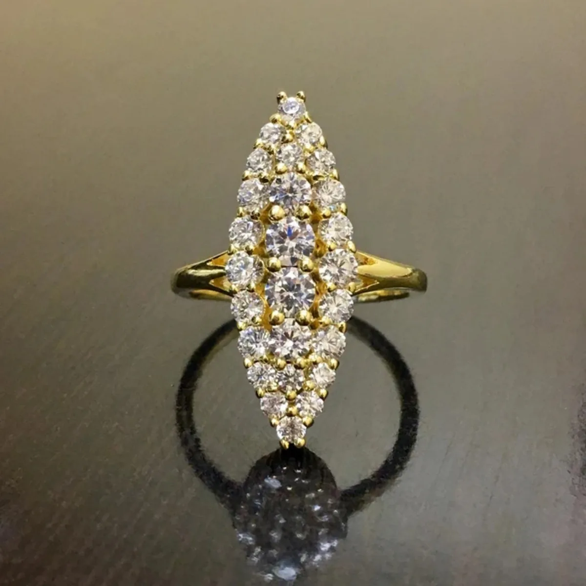 Trendy Women Wedding Rings Fashion Marquise Shaped Gold Color Rings Engagement Wedding Band Accessories Luxury Jewelry