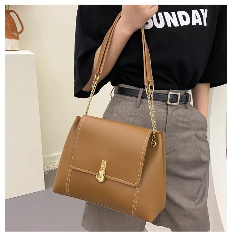 

Women Fashion Shoulder Bags Luxury Designer Handbags Purses Large Capacity Chain Bag PU Leather Crossbody Messenger Bags