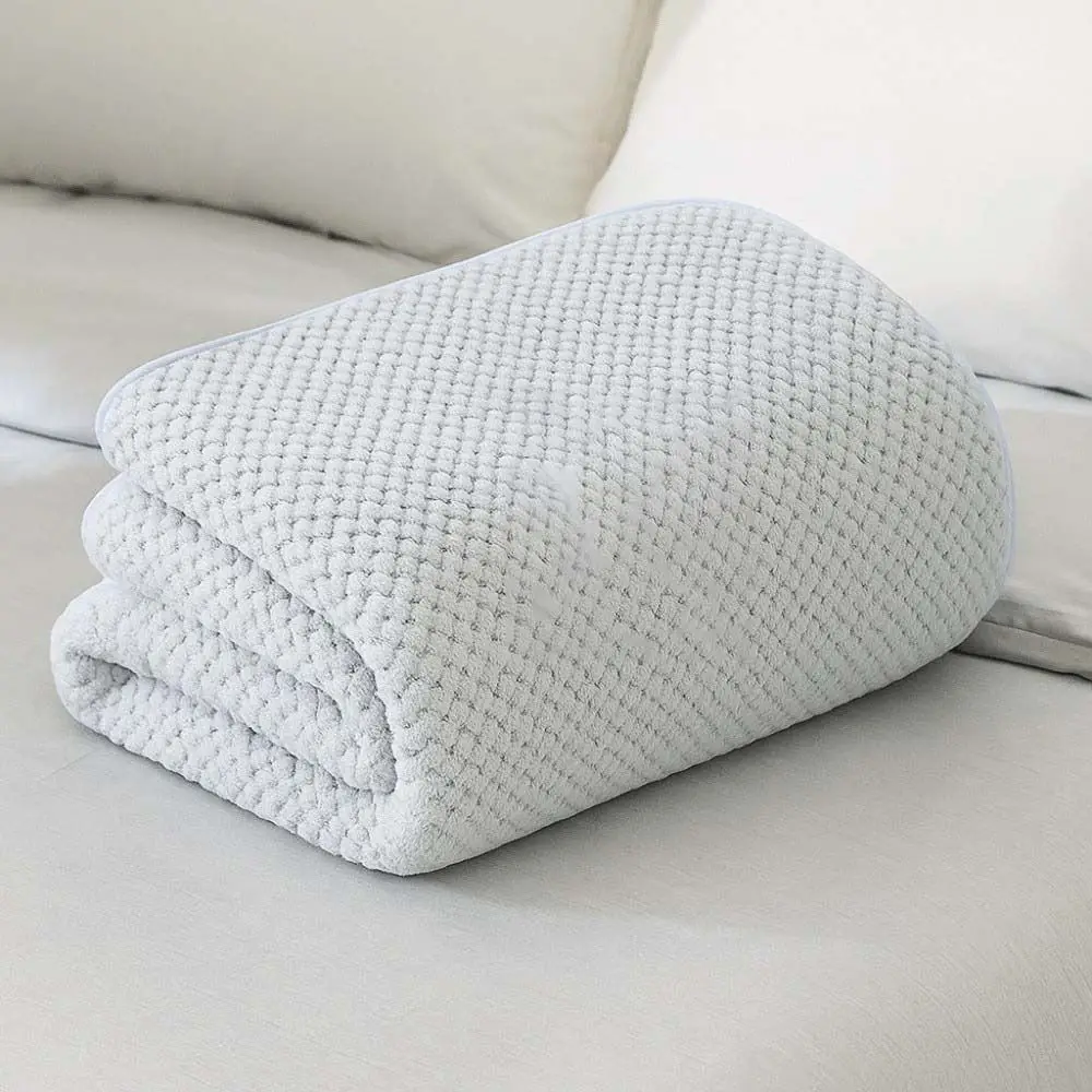 

Hangable Breathable Baby Towel Quick Water Absorption Polyester Fiber Solid Color Washrag Fluffy Facecloth Soft Washcloth Kids