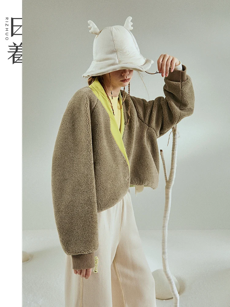 

Winter New Women's ort Lamb Fur Jaet Loose Casual Design Splicing Unique Sle Casual Faion Outerwear Coat for Ladies