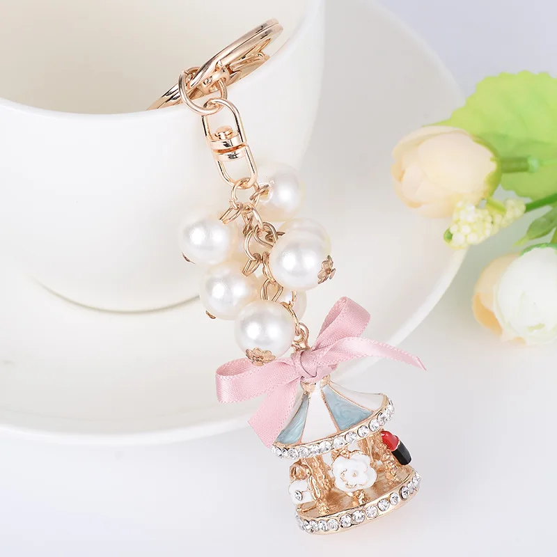 Carousel Imitation Pearls Key Chains Female String Bag Charms Pendant Exquisite Small Gift Vintage Jewelry Wholesale