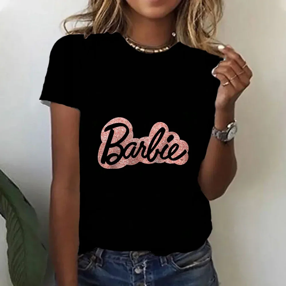 2024 T-shirt da donna nuova a maniche corte Barbie Cartoon Primavera ed estate Casual Girocollo Stampato Dea T-shirt stile semplice