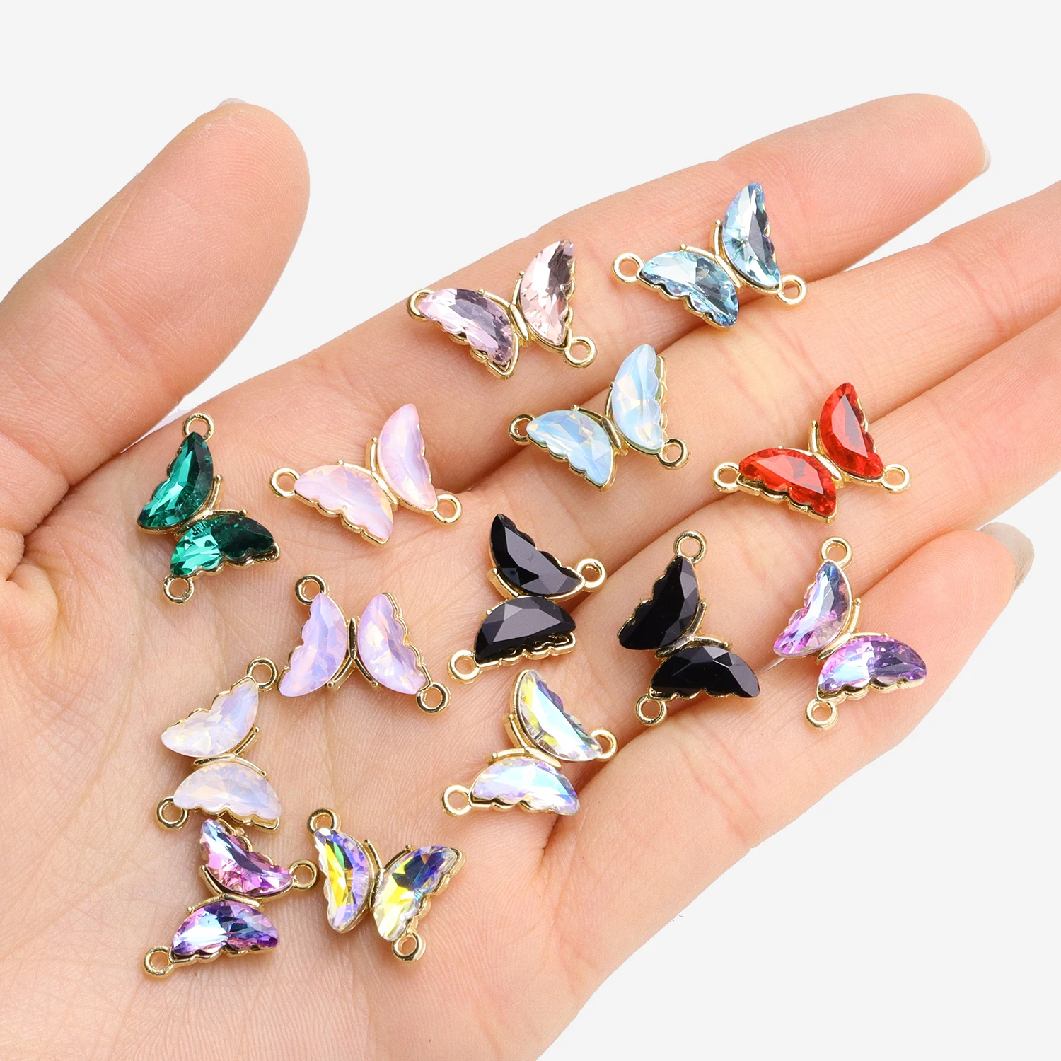 10 ชิ้นแก้วคริสตัลผีเสื้อตัวเชื่อมต่อจี้สําหรับสร้อยข้อมือผู้หญิงสร้อยคอ DIY เครื่องประดับอุปกรณ์เสริม Charms Materi