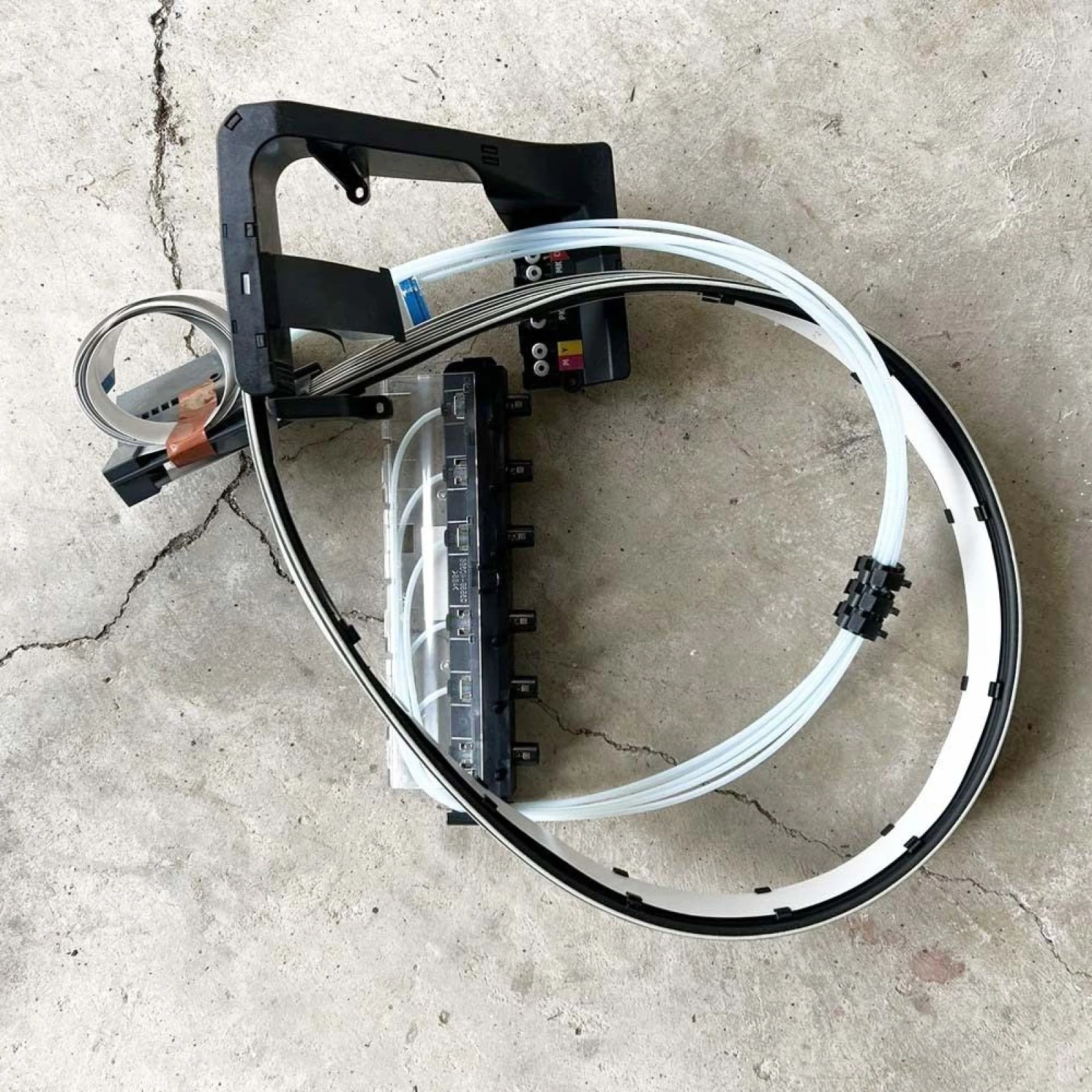 أنابيب إمداد الحبر Z5600 24-IN T0B51-60003 تناسب أجزاء طابعة HP Designjet