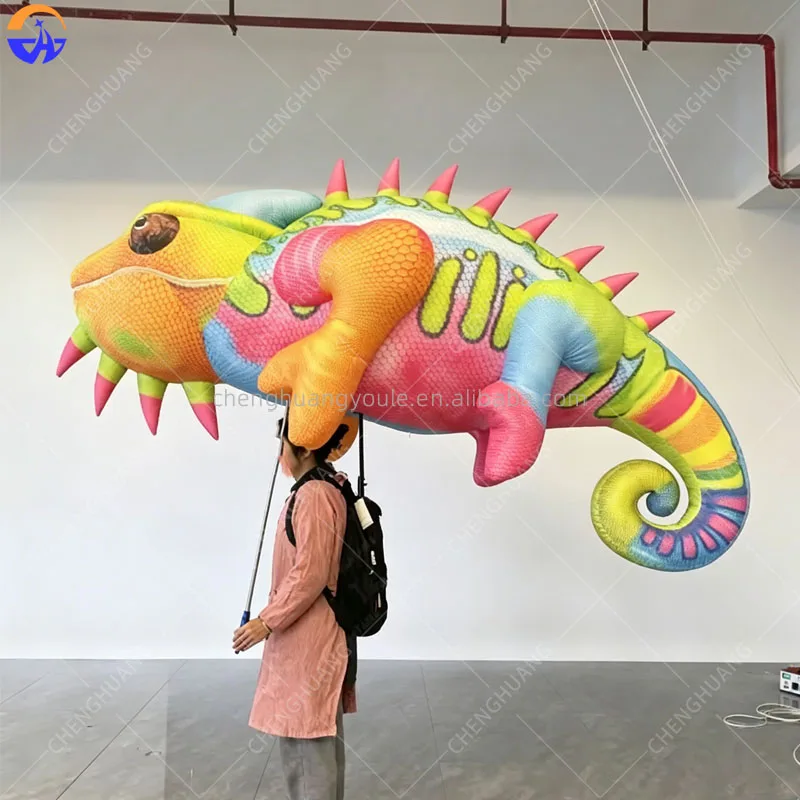 

Giant Walking Inflatable Animal Puppet Seahorse Parrot Chameleon Creative Prop for Carnival Parade & Advertising Events