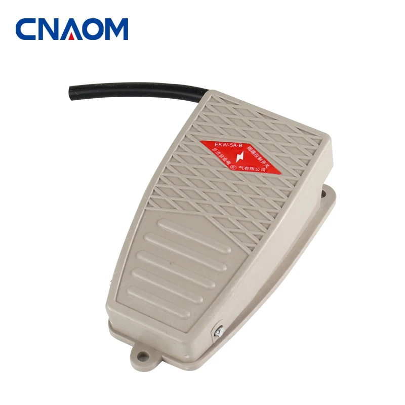 

CNAOM EKW5A-B SPDT Momentary Foot Pedal Switch 250V 5A Aluminum Enclosure with Nonslip Design 10cm Wire