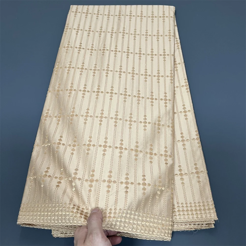 

2025 Высокое качество африканский нигерийский тюль кружевная ткань для шитья свадебного платья вышитый хлопок дамасский 5 ярдов белый