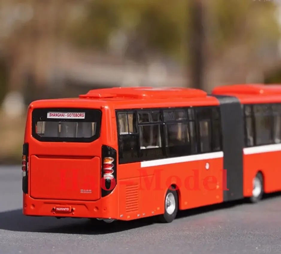 Modelo de autobús SUNWIN BRT para niños y niñas, fundido a presión de aleación juguete, colección de adornos de exhibición, color naranja, 1/64