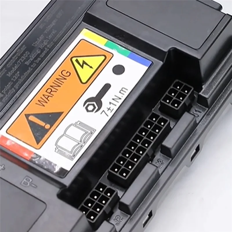 

Brushless DC Controller EM100SP 72350 120A 2Kw3kw QS Motorcycle Intelligent Programmable Water-Cooled Plate Radiator