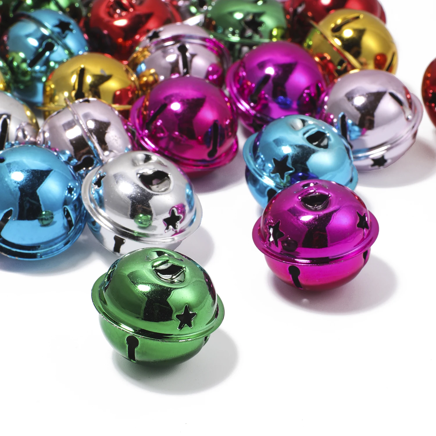 25mm Hollow Out Pentagram Star Pattern Jingle Bells Baking Paint Multicolor Metal Little Bells for DIY Bag Pendant Accessories