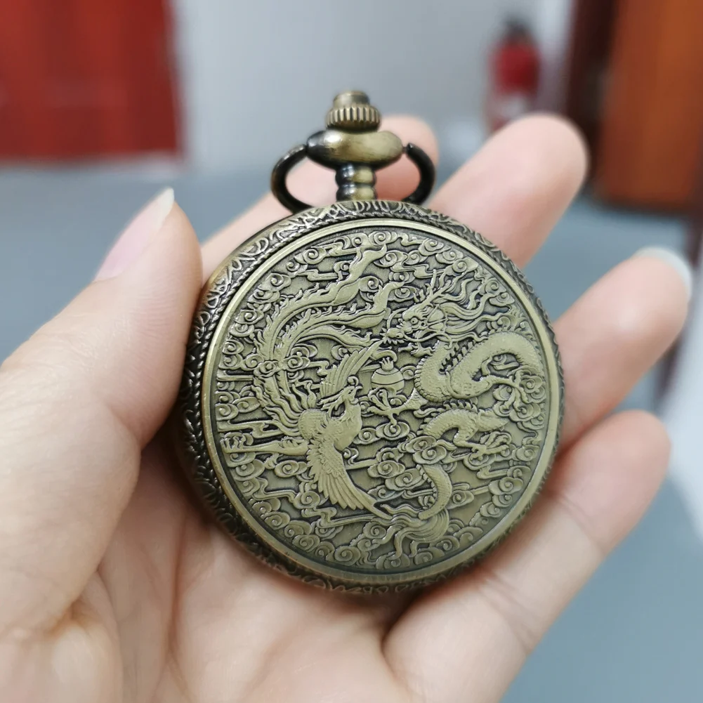 Reloj de bolsillo de cuarzo con diseño de nubes, reloj de bolsillo con diseño de Dragón Volador, de bronce, Steampunk, Phoenix, exquisito colgante Vintage