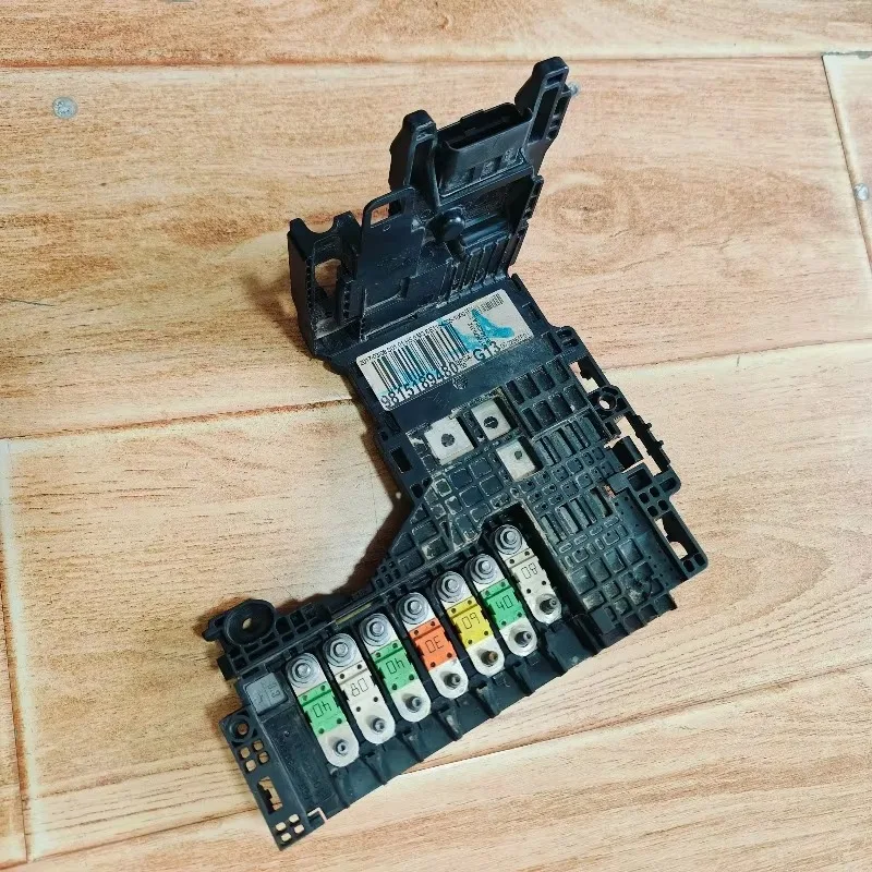 Used BPGA Fuse Box Battery Manager Protection Unit 9805119280 9666817380 for Peugeot 508 for Citroen C4L C5