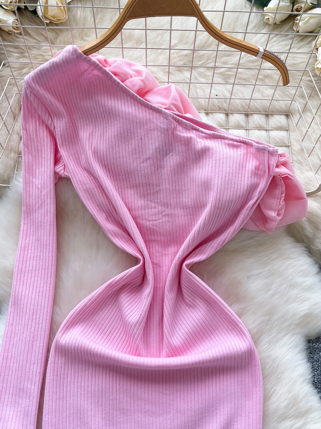 Foamlina em camadas plissado mini bodycon vestido feminino nova moda retalhos gola diagonal um ombro manga longa festa mini vestido