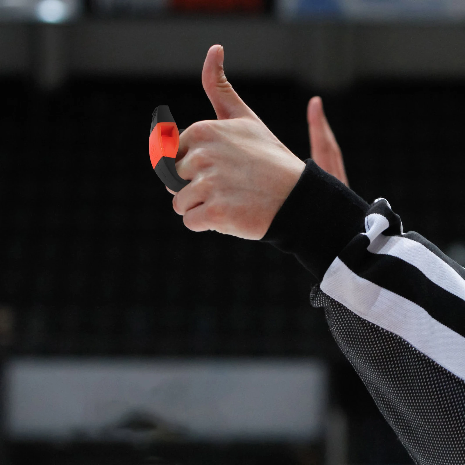 

Dual-Control Finger Ring For Referees Durable Loud Dual Grip Design Emergency Survival Outdoor Sports Whistle Portable Marine