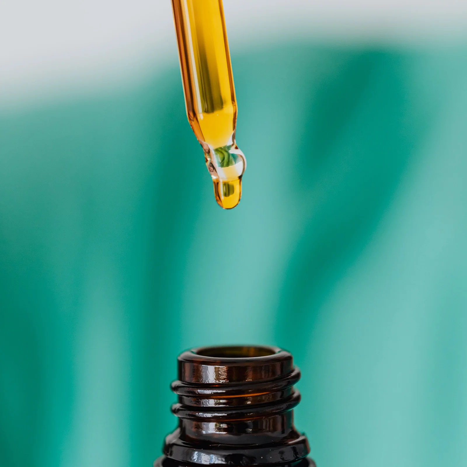 12개입 투명 유리 드로퍼, 에센셜 오일, 화장품, 스킨케어 및 야외용 고밀폐 방울방지 유리 드로퍼