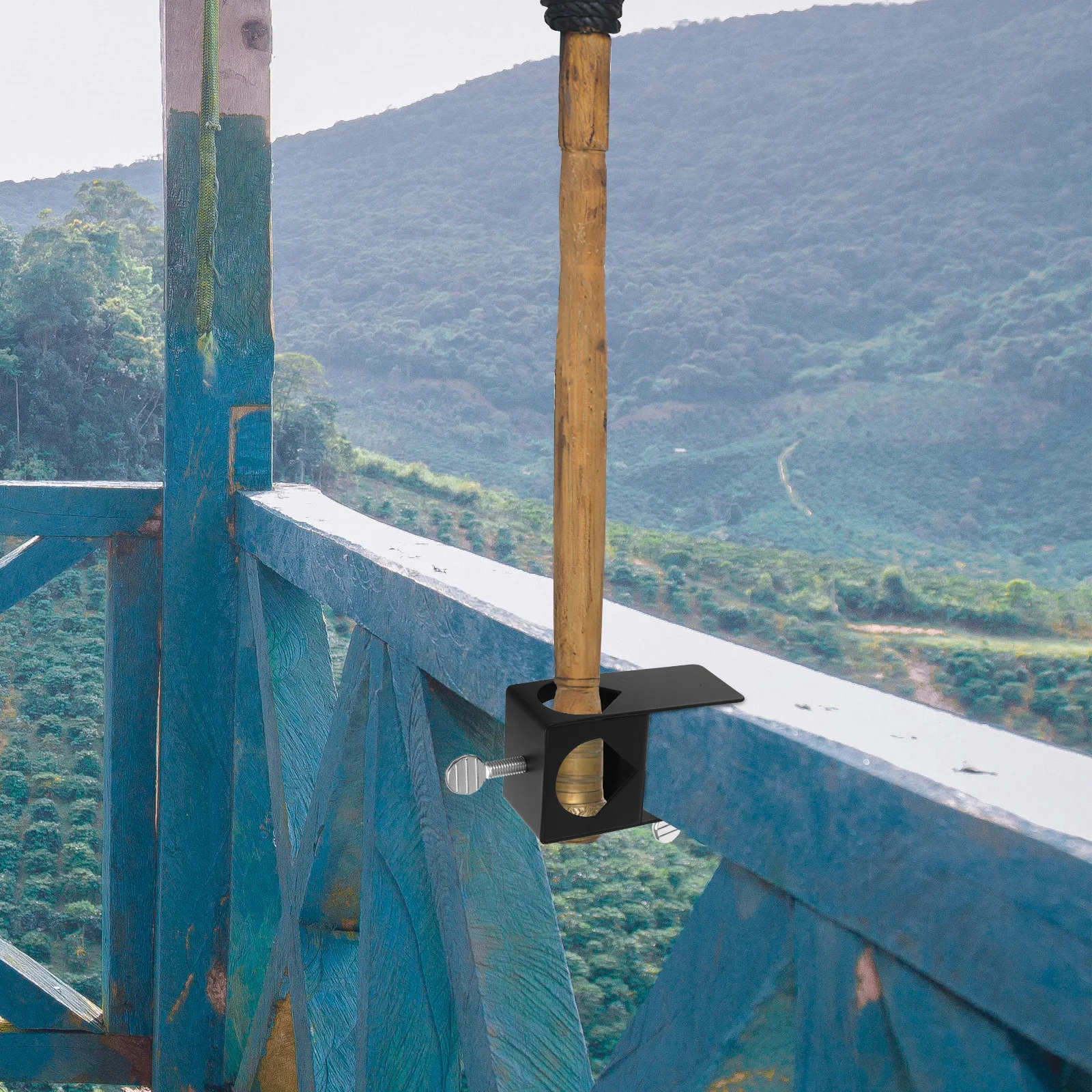 

Torch G-Clamp For Flag Pole Holder For Railing Outdoor Lighting Deck Balcony Pole Holder Bracket Cast Iron Torch